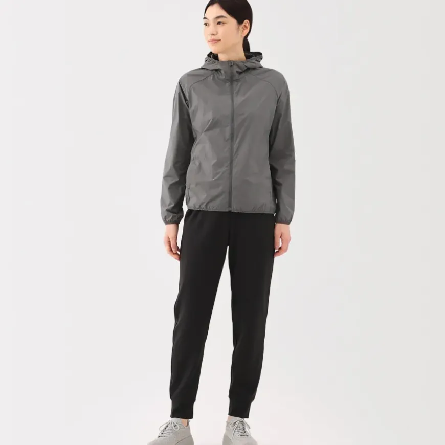 Women's Water Repellent Pocket-Sized Jacket