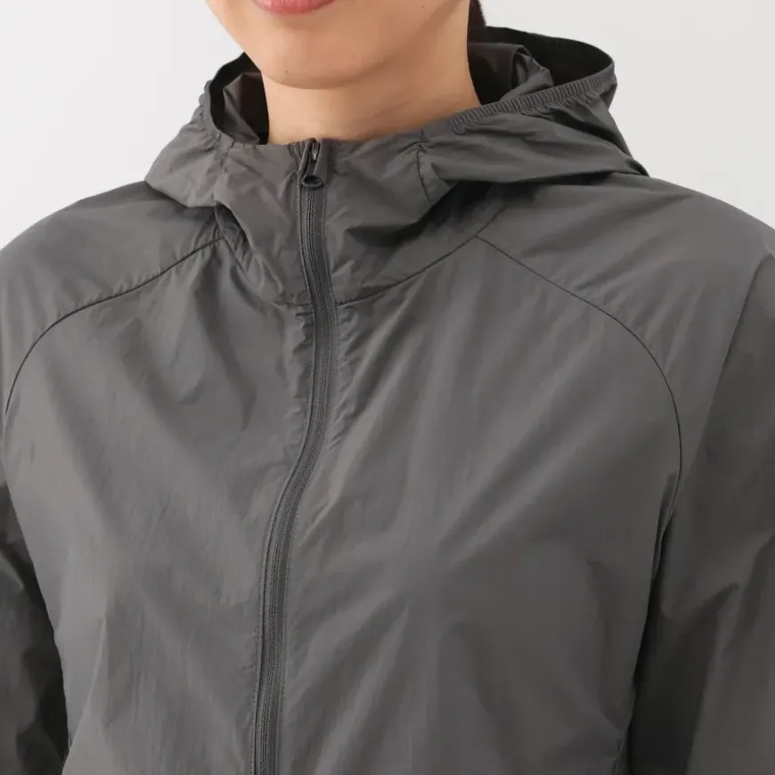 Women's Water Repellent Pocket-Sized Jacket