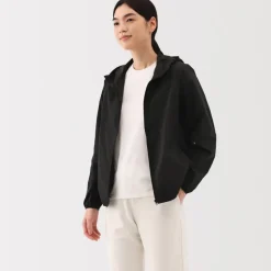 Women's Water Repellent Pocket-Sized Jacket